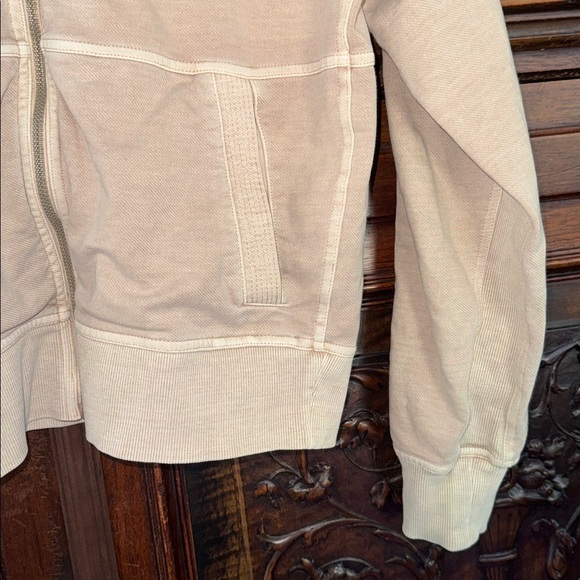 Athleta jacket soft Tan Farallon Bomber Jacket small Performance Pockets Zip - Picture 2 of 7